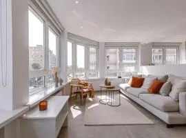 Casiola - Bright modern apartment close to the casino