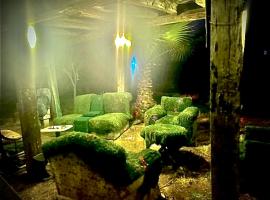 Quinta camping con alberca rancho maldito alberca en remodelación, Hotel in Ramos Arizpe