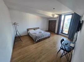 Art Nova 19 Sky View