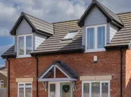 Cleethorpes Holiday Home SLEEPS 6