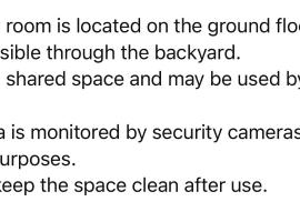 Bright & Spacious Apartments Near Albany Airport، فندق في كولوني