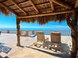 Recently Updated Beachfront Home Casa Neblina
