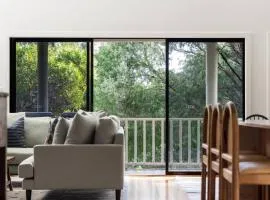 Saltwood Escape - Main Residence