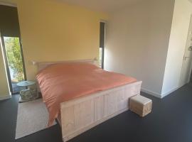 Het Hûnebedje, hotelli kohteessa Vries