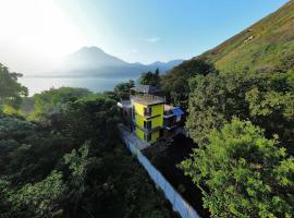 Villa Las Cristalinas Atitlan, khách sạn ở Sololá