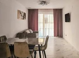 Luxury Beachfront Family Apartment