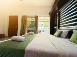 Moonveil Premium Villa Munnar