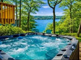 Luxury Lake Home, Amazing Views, Resort Amenities