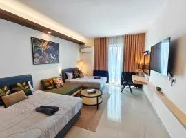 NyonyaBaba Suites, Bathub,Sea View 4 min Jonker, Free Netflix New Rennovation by Designer
