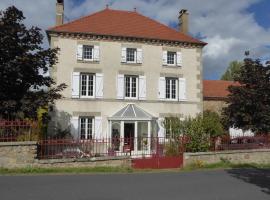 Relais des Chaux: Saint-Jean-des-Ollières şehrinde bir ucuz otel