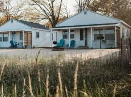New renovated bathroom & new roof - Lake Huron 5, hotel v destinaci Lincoln Junction
