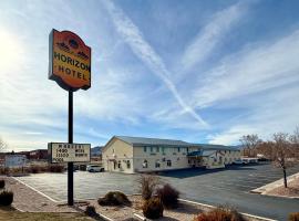 Horizon Hotel، فندق في فيرنال