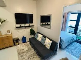 Oceanfront 1-Bedroom Condo Getaway in Panglao