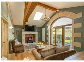 Green Grove Country House