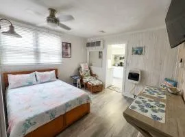 All Season Holiday Seashore Getaway!