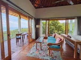 LiRi Villa - Ocean, hills, valley view