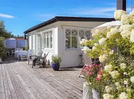 8 person holiday home in FAGERFJÄLL RÖNNÄNG