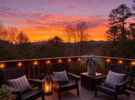 Tranquil luxury escape,Sauna,Hot tub,Mntn Views,BBQ,Fire pit,double wrap around porch