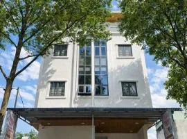 The Tiny Cineroom & Homestay