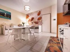 Casa Noè - cozy home with big terrace & box by Home a porter