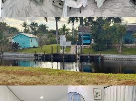 2 bed peaceful, lakeview studio NO FEES, hotel v destinácii Atlantis