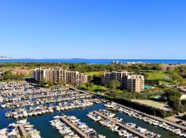 Marina Suites Résidence & Services, ξενοδοχείο σε Mandelieu-la-Napoule