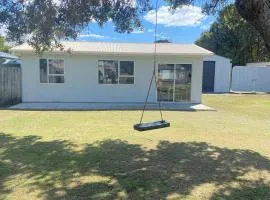 Turner's Beach Pit-A Short Stroll to Tokerau Beach