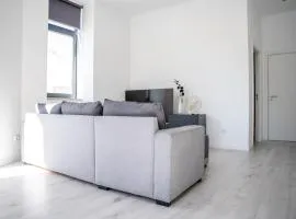 Apartamento soalheiro, confortável e tranquilo