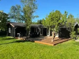 Spacious Family Escape with Modern Comforts