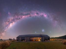 Mana Waiora Retreat - Luxury in Raw Wilderness, Hotel in Te Anau
