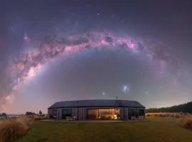 Mana Waiora Retreat - Luxury in Raw Wilderness