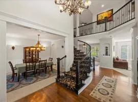 Stunning private villa pond theater