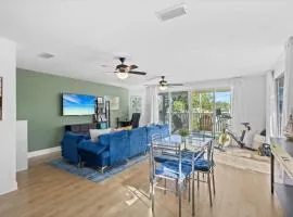 Work Remotely on Indian Rocks Beach - Walk 2 Beach