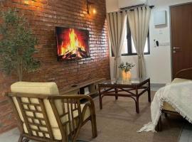 Duchess Home Taman Colonial โรงแรมในราอุบ