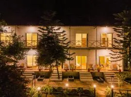 Aspen Riverside Resort