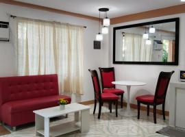 RM Apartments, מלון בDanao City