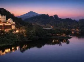 Shakuntalam Sagar - Luxury Boutique Lake View Hotel, Udaipur