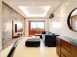 Luxurious secure apartment with panoramic views