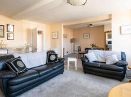 Hill House Apartment, hotel u gradu 'Framlingham'