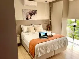 Villa Serena Garden -Suíte Queen com Hidromassagem