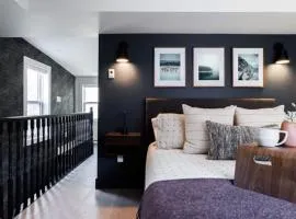 Quidi Vidi Tides 1BR Walk To QV Attractions