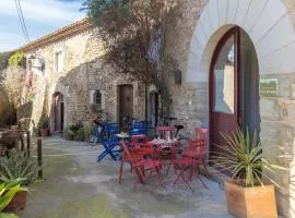 Casa Vermella