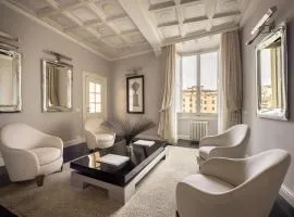 Acciaiuoli Luxury Suite by MMega