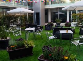 Welcome In, хотел в Авиеро