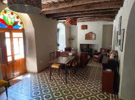 Casa Doval, hotel en Cortelazor