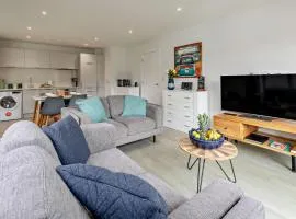 10 Middlecombe - Luxury Apartment at Byron Woolacombe, only 4 minute walk to Woolacombe Beach!