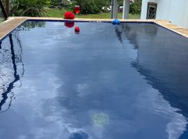 Villa Bella Vista โรงแรมในHell-Ville