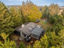 Cozy Holiday Home In Beautiful Surroundings In Vorupør