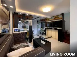 Victorian Charm, Modern Comfort - Near SM Batangas