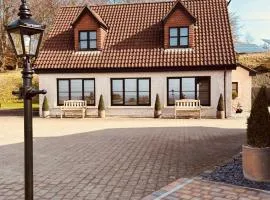 The Cottage @ The Vu